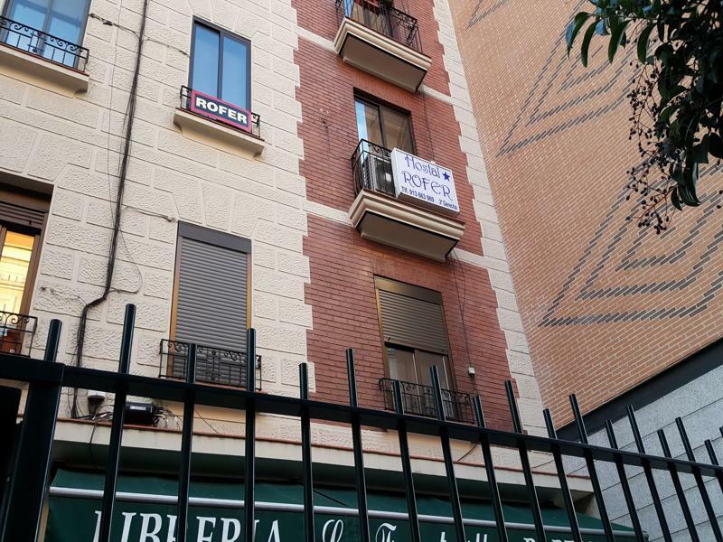 Hostal Rofer Мадрид Екстериор снимка